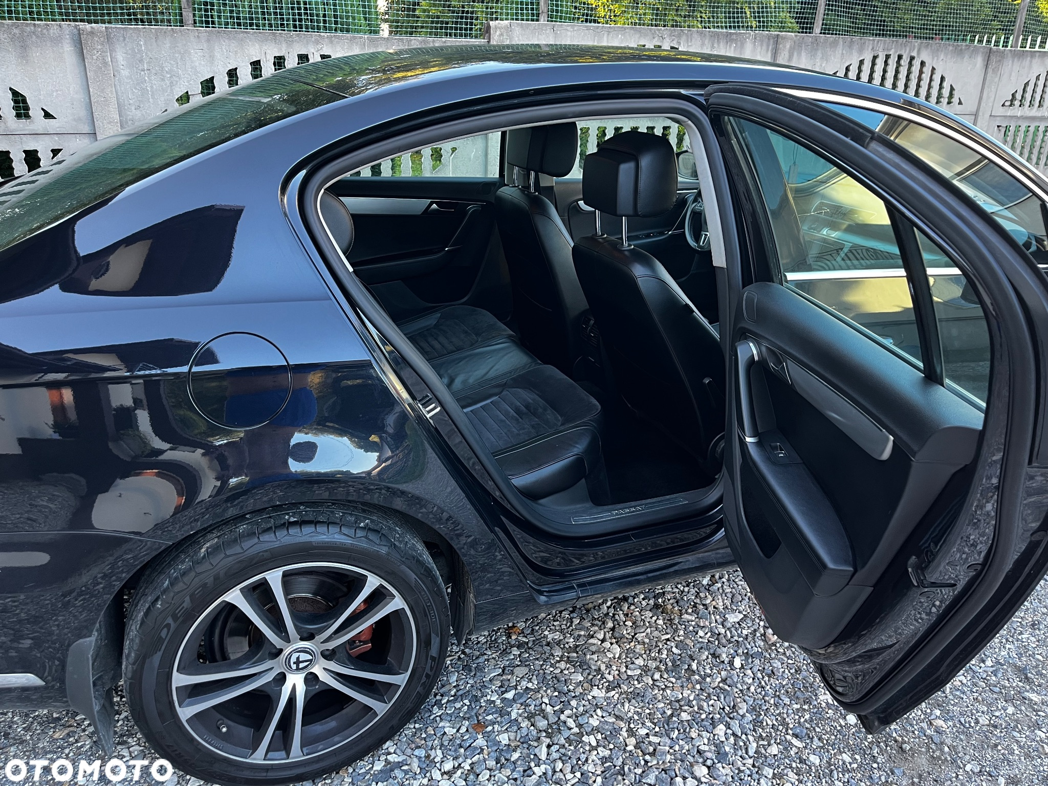 Volkswagen Passat 2.0 TSI Highline - 12