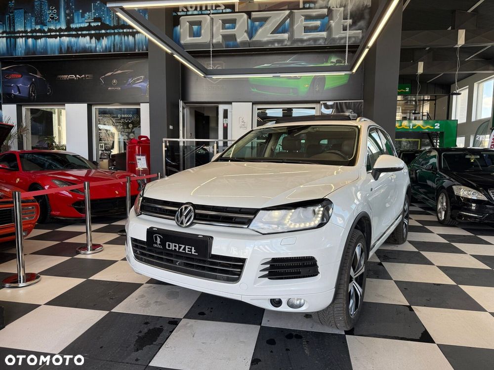 Volkswagen Touareg - 1