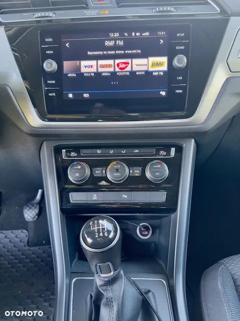 Volkswagen Touran 1.4 TSI BMT Comfortline - 18