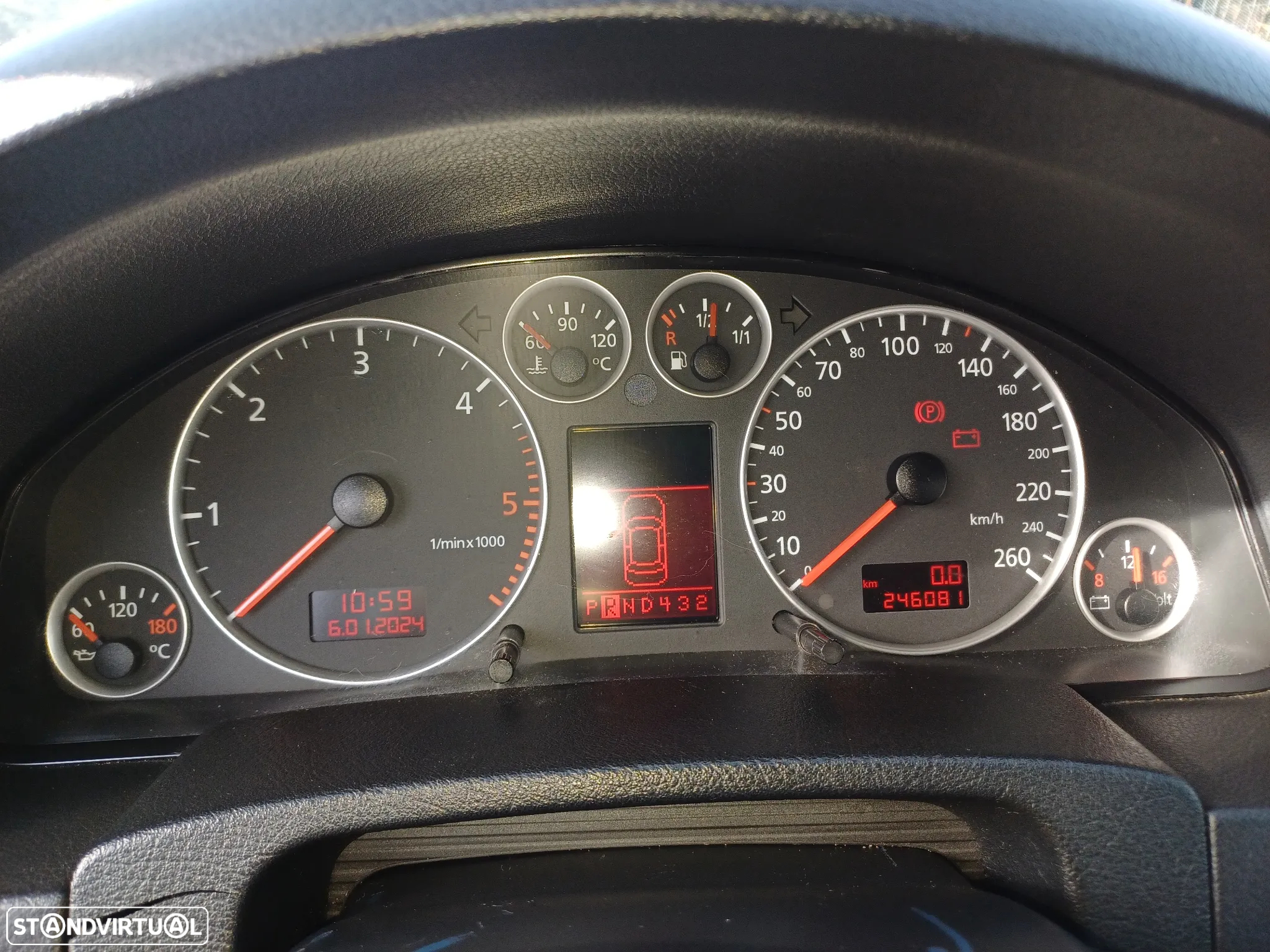 Audi A6 Allroad Quattro 2.5 TDI Tip - 9