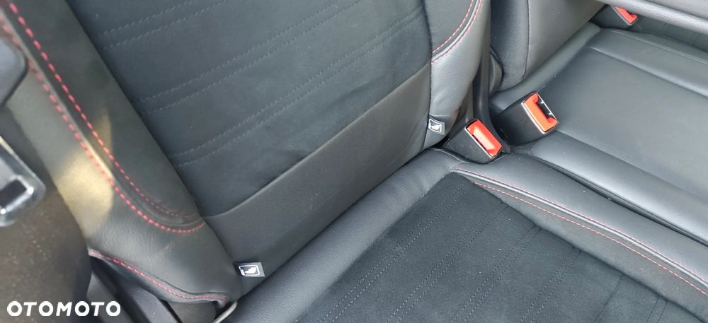 Ford Kuga - 33