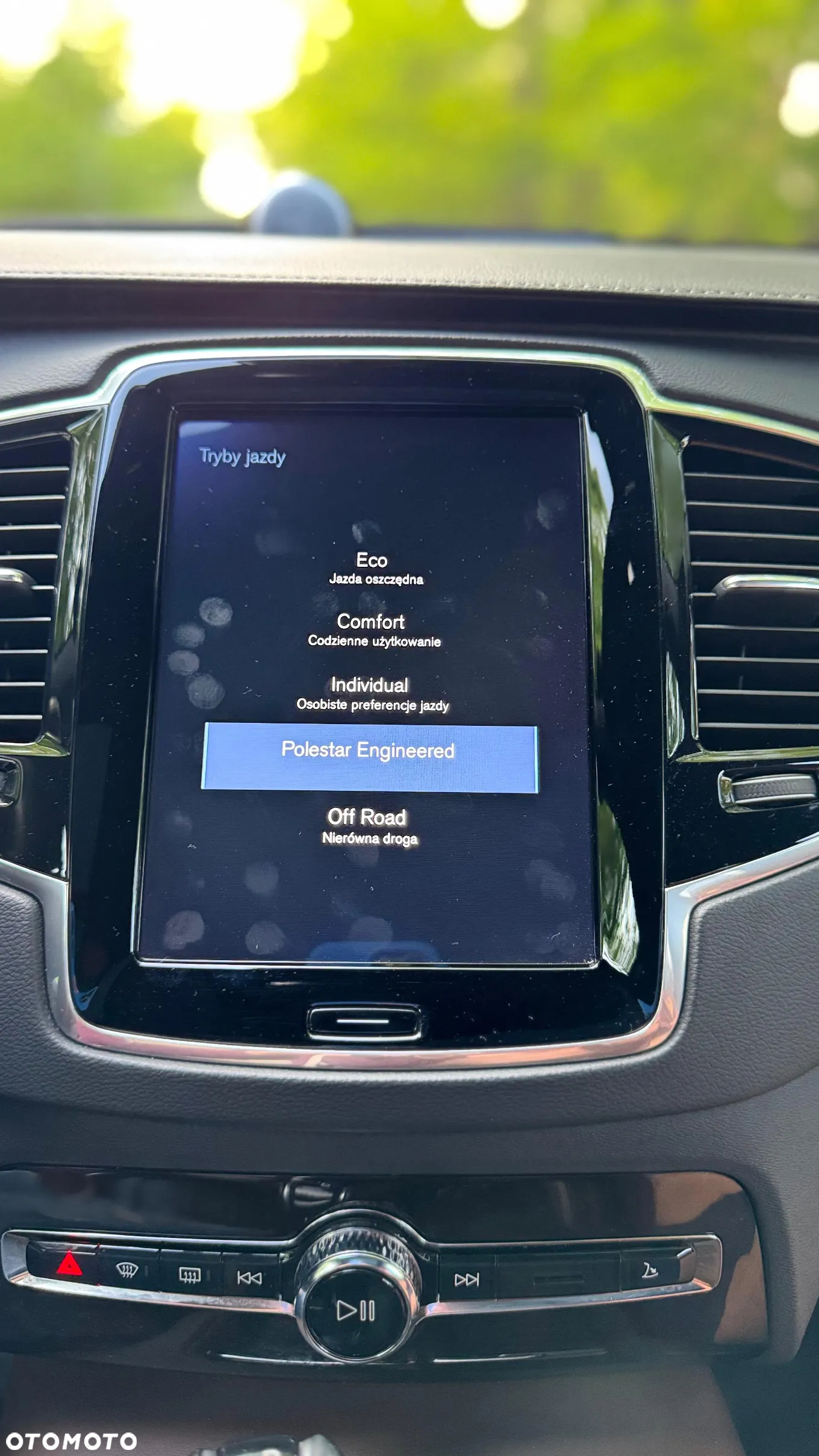 Volvo XC 90 D5 SCR AWD Inscription - 24