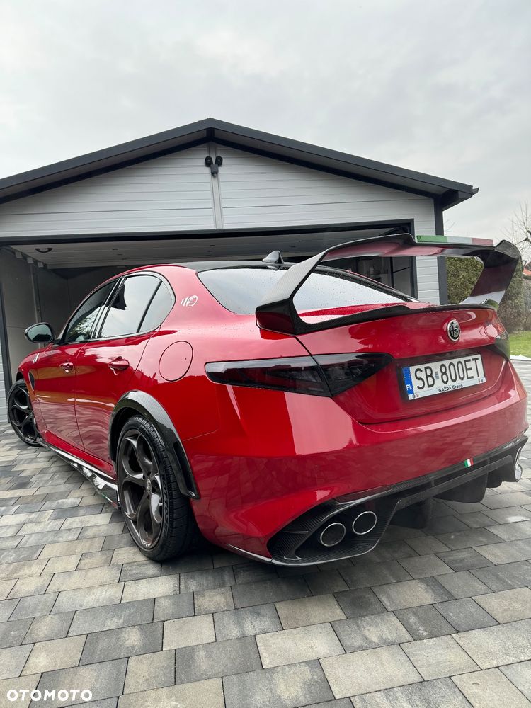 Alfa Romeo Giulia 2.9 Bi Turbo V6 Quadrifoglio - 11