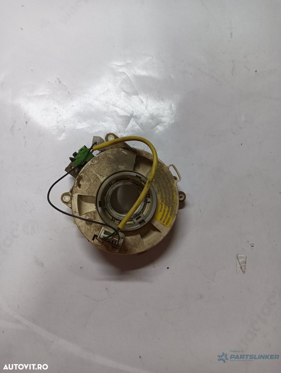 Spirală/bobină airbag (inel SRS) IVECO DAILY III Bus 1999 - 2006, IVECO DAILY IV Box Body / Estate 2006 - 2012 Delphi 59001288 - 1