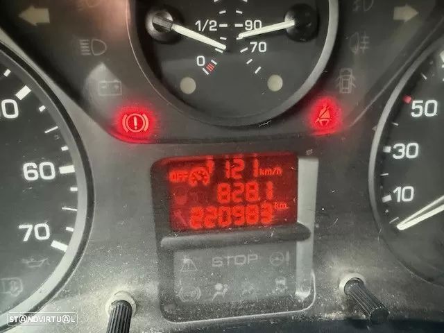 Citroën Berlingo 1.6 e-HDi Exclusive - 25