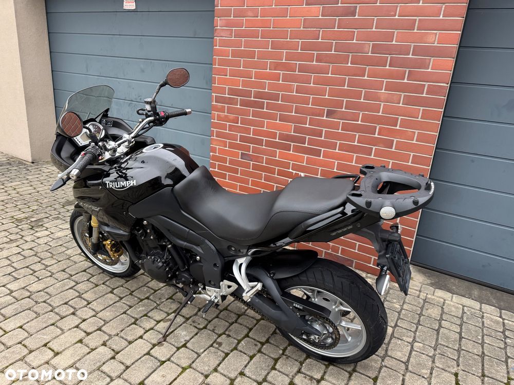 Triumph Tiger - 11