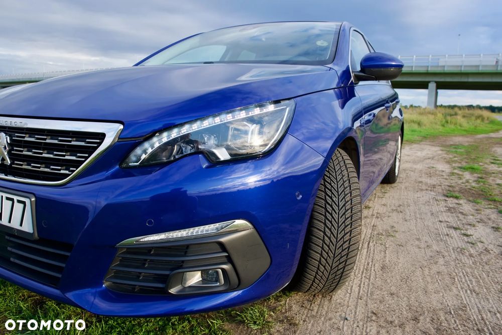 Peugeot 308 1.2 PureTech GPF Allure Pack S&S - 9