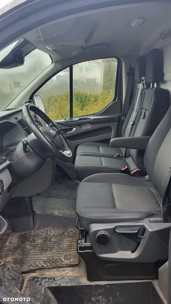 Ford TRANSIT CUSTOM - 15
