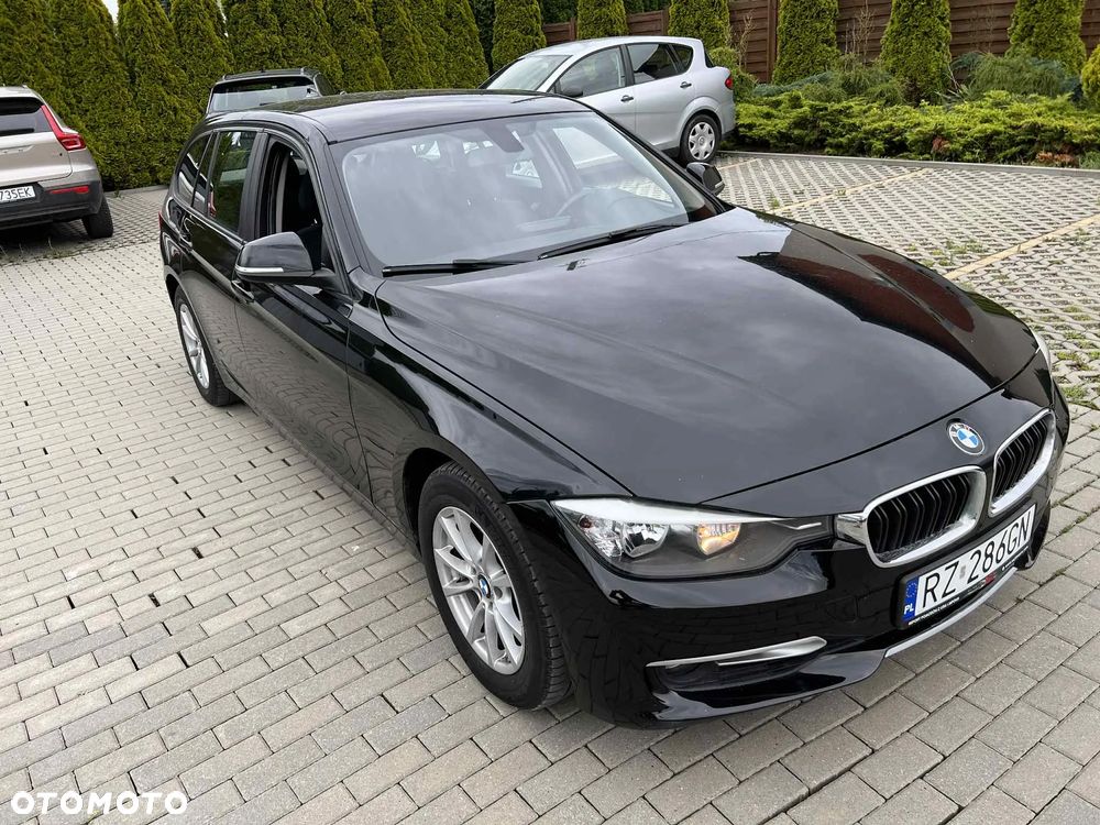 BMW Seria 3 318d Luxury Line - 20