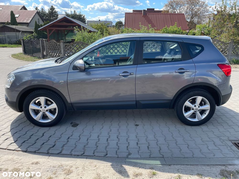 Nissan Qashqai 2.0 dCi 4 x 4 DPF tekna - 6