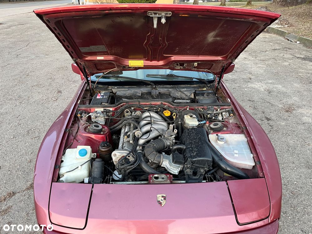 Porsche 944 - 16