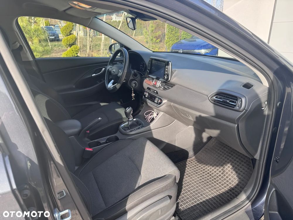 Hyundai i30 1.5 DPI Comfort - 16