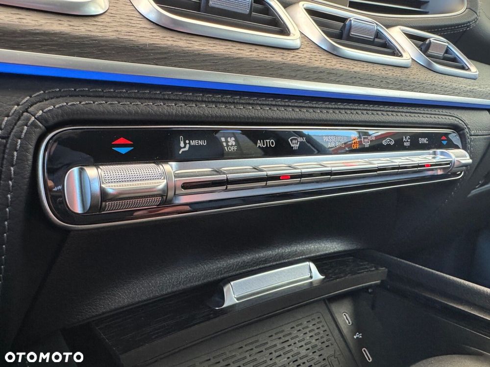 Mercedes-Benz GLE 300 d mHEV 4-Matic AMG Line - 37