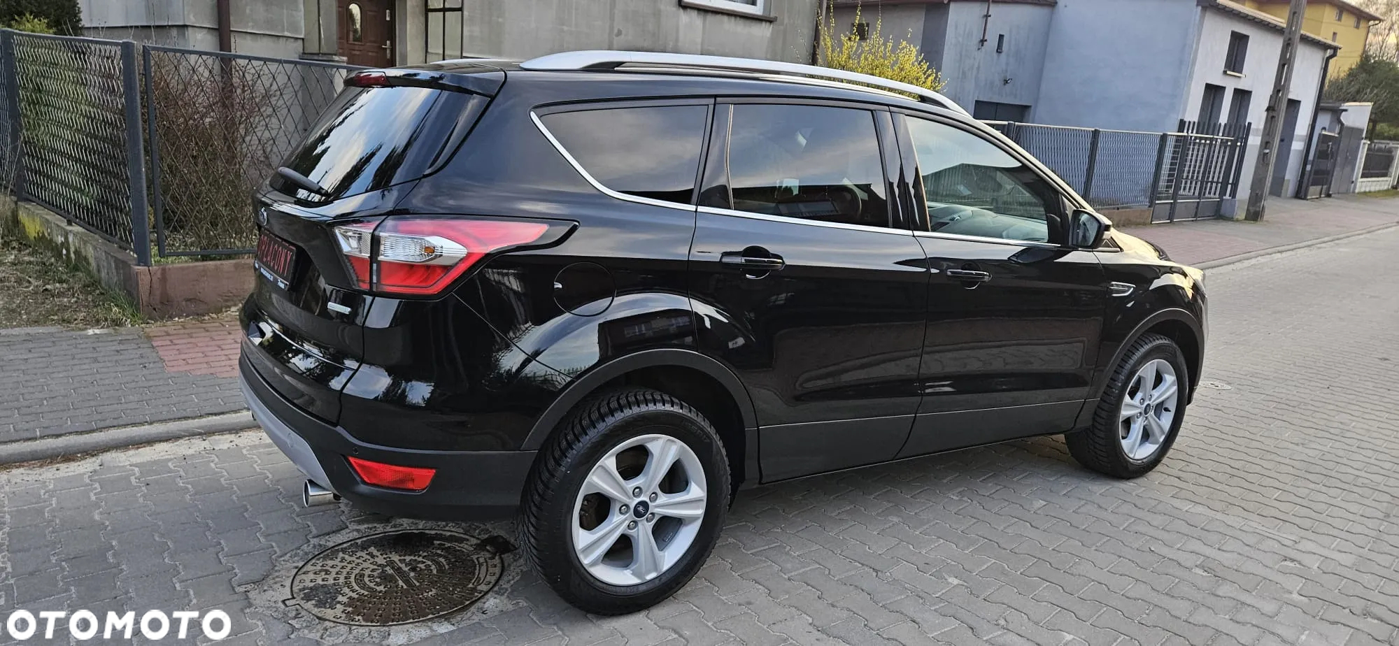 Ford Kuga 1.5 EcoBoost 2x4 Business Edition - 12