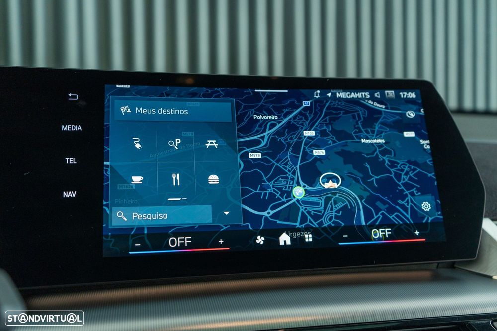 BMW iX2 eDrive20 Pack Desportivo M Pro - 25