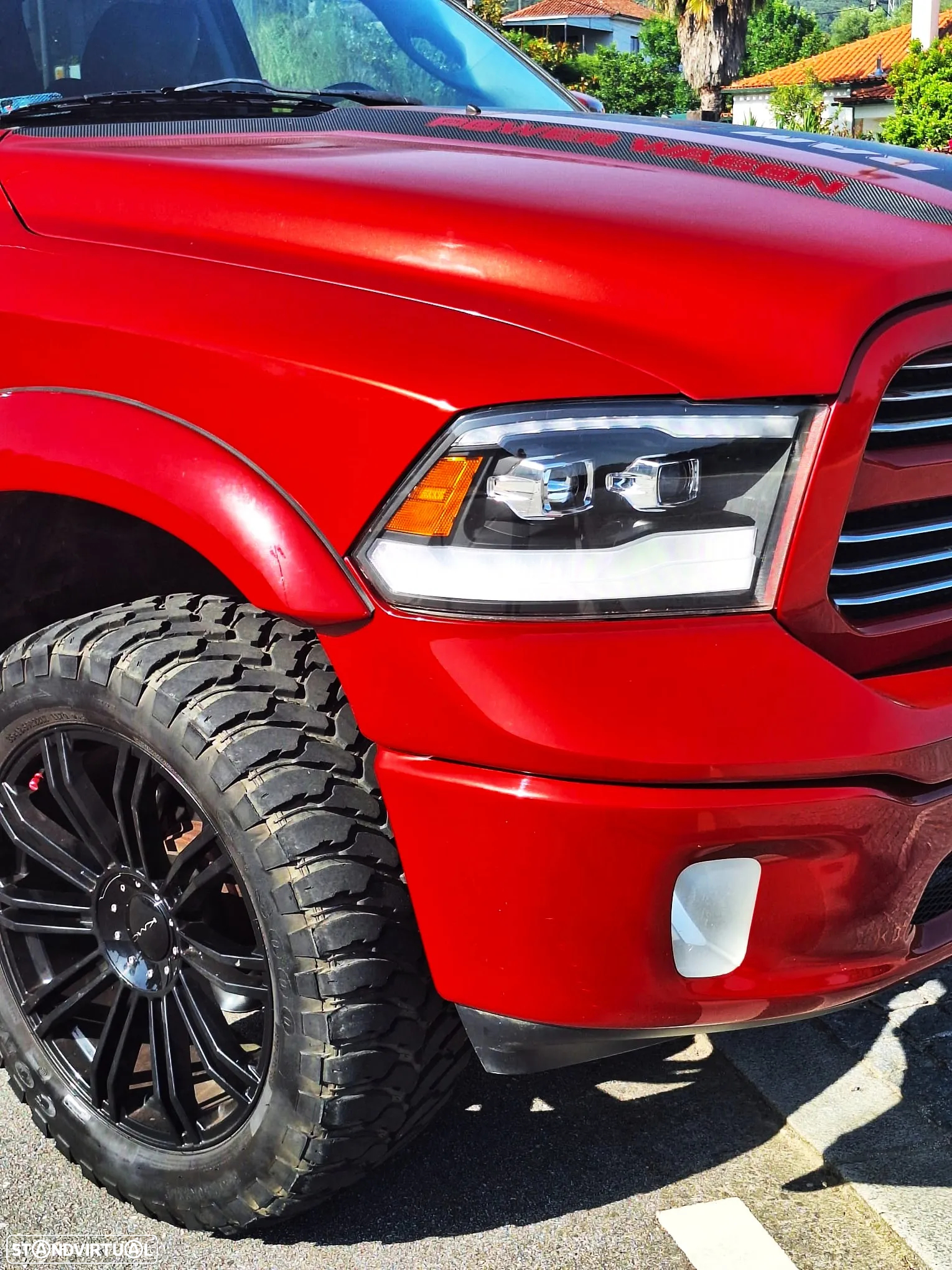 Dodge RAM - 8