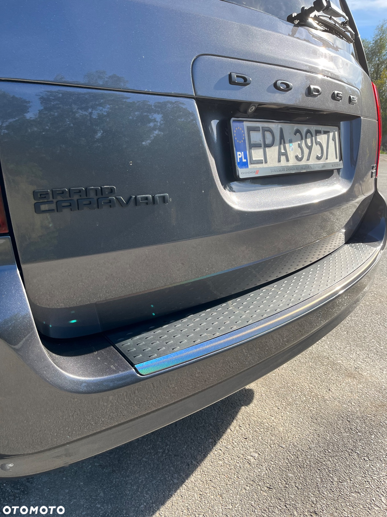 Dodge Grand Caravan - 8