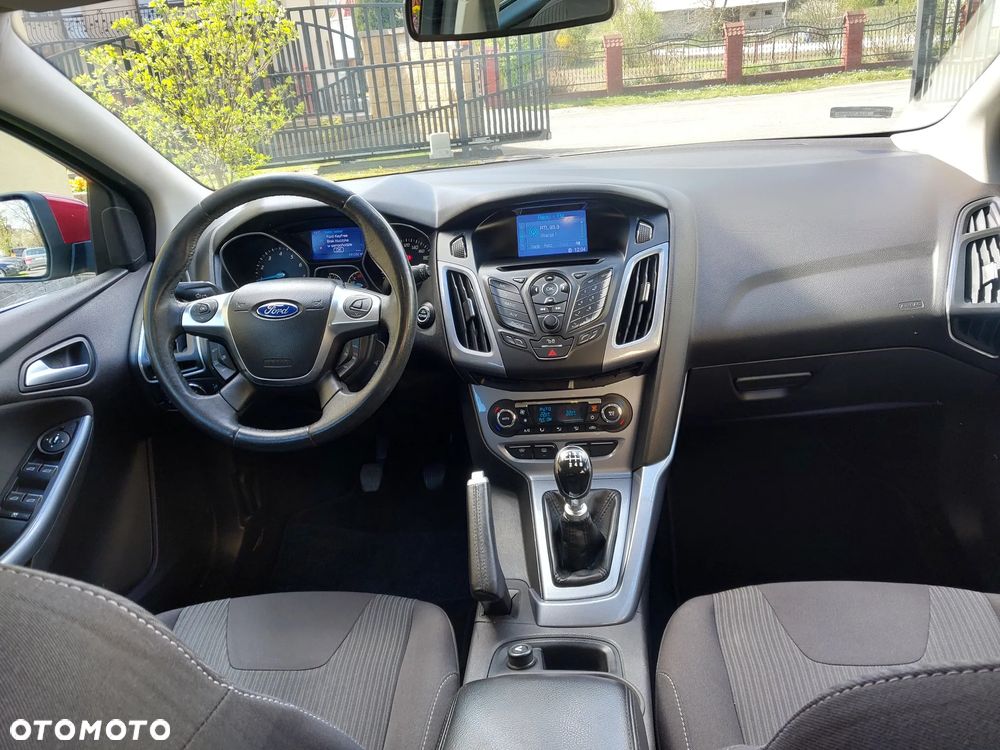 Ford Focus 1.6 EcoBoost Titanium - 20