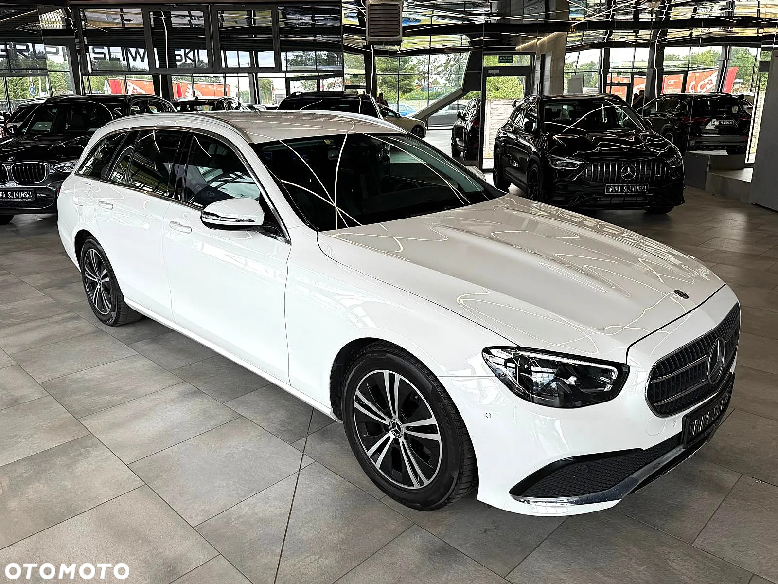 Mercedes-Benz Klasa E 200 d T 9G-TRONIC Avantgarde - 12