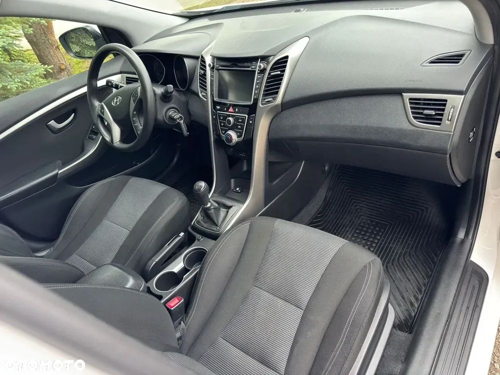 Hyundai i30 - 18