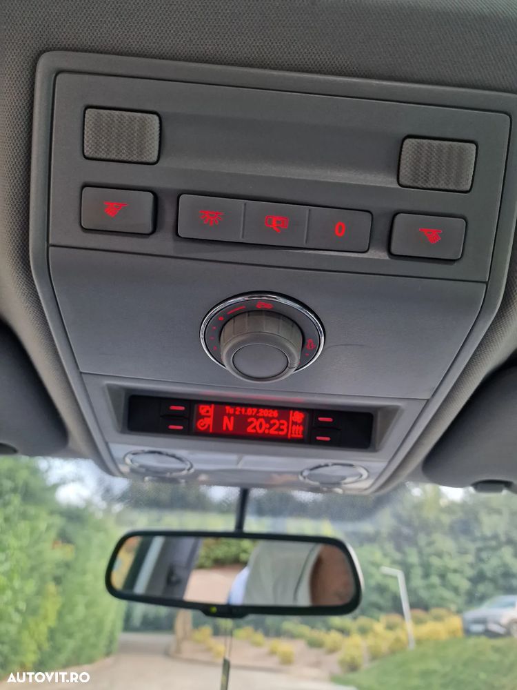 Volkswagen Touareg - 27