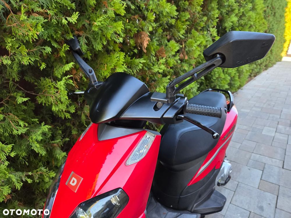 Derbi Variant - 11