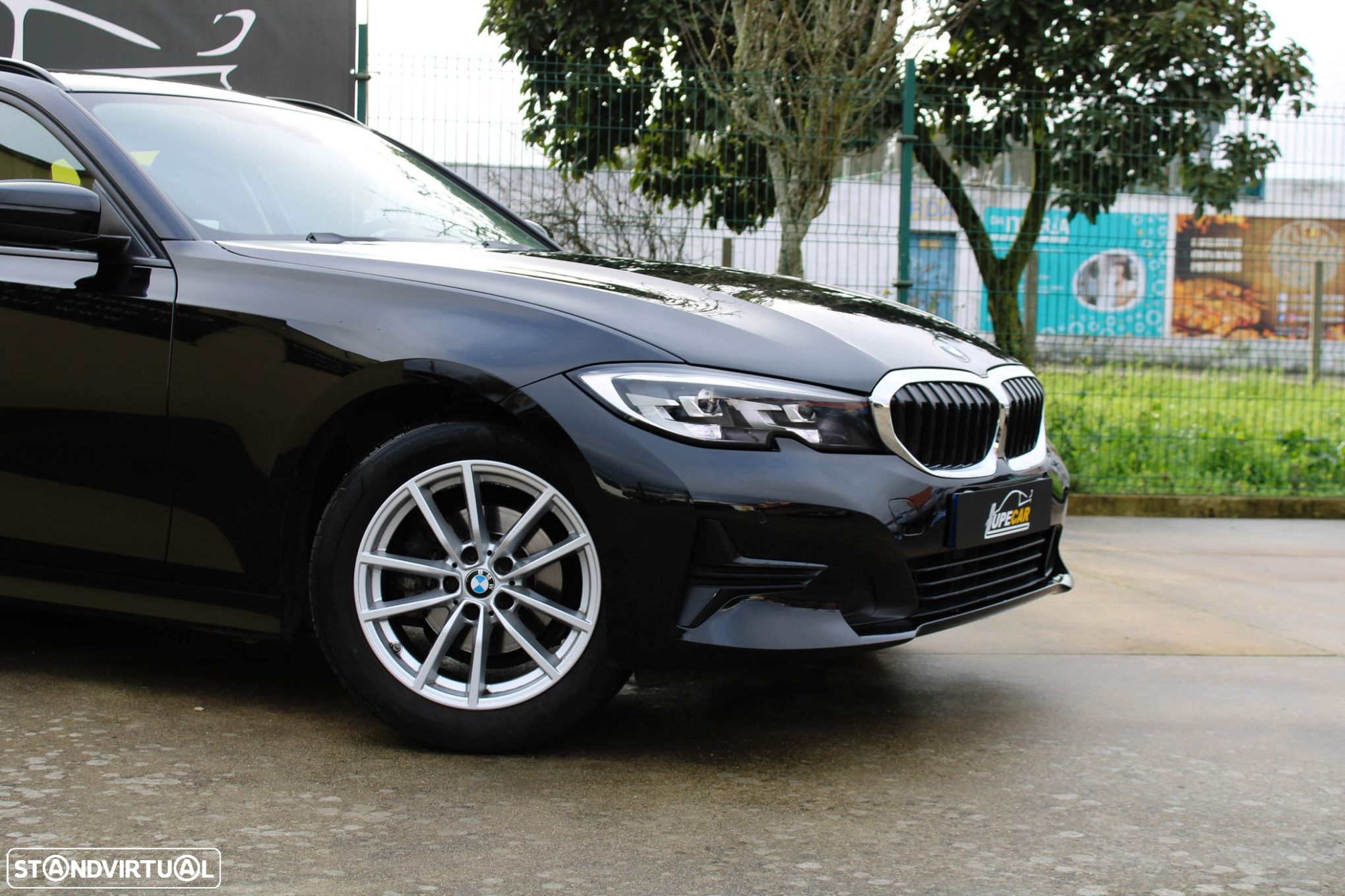 BMW 318 d Touring - 13
