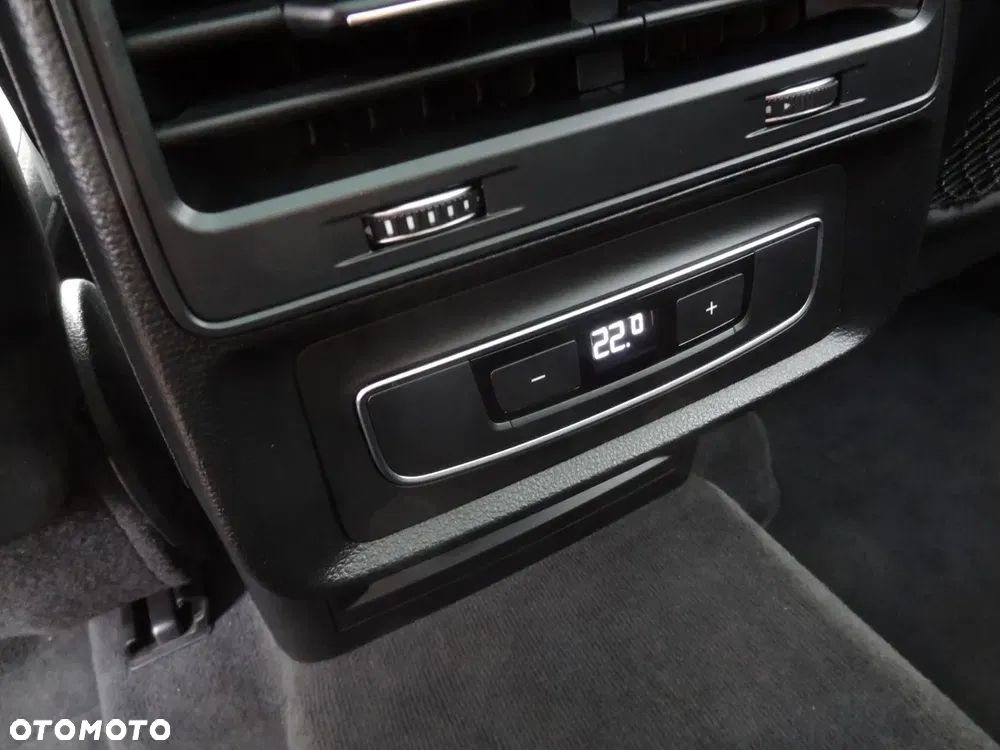 Audi Q7 - 15