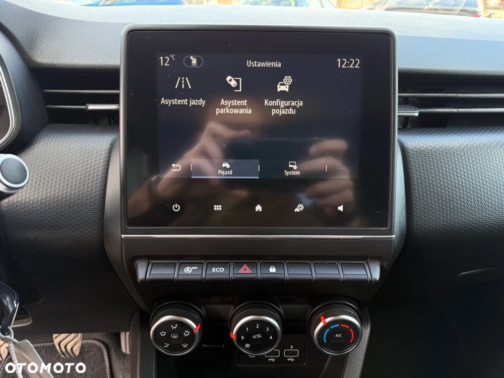 Renault Clio - 25
