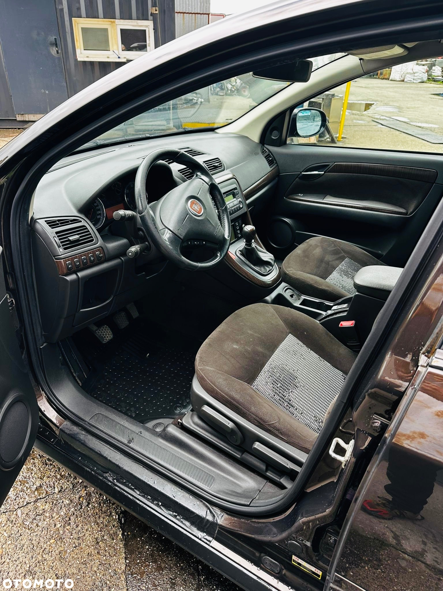 Fiat Croma 1.9 JTD Emotion - 7