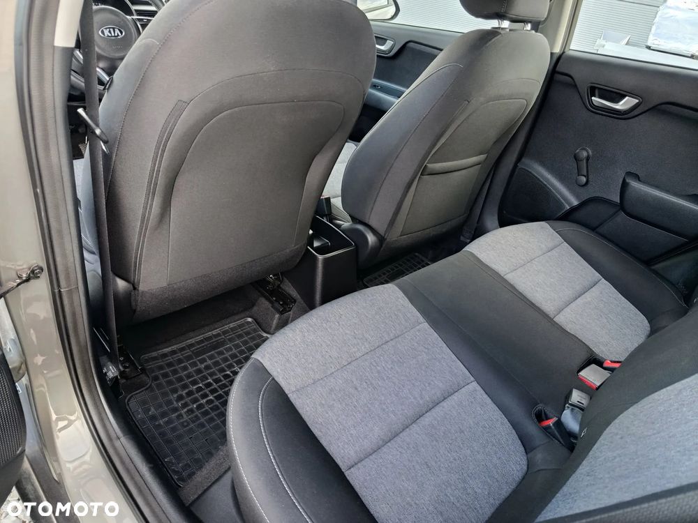 Kia Stonic 1.0 T-GDI M - 11