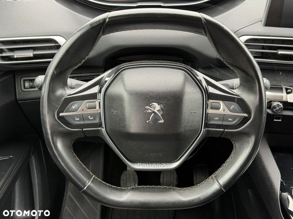 Peugeot 5008 BlueHDI 130 Allure Business-Paket - 22