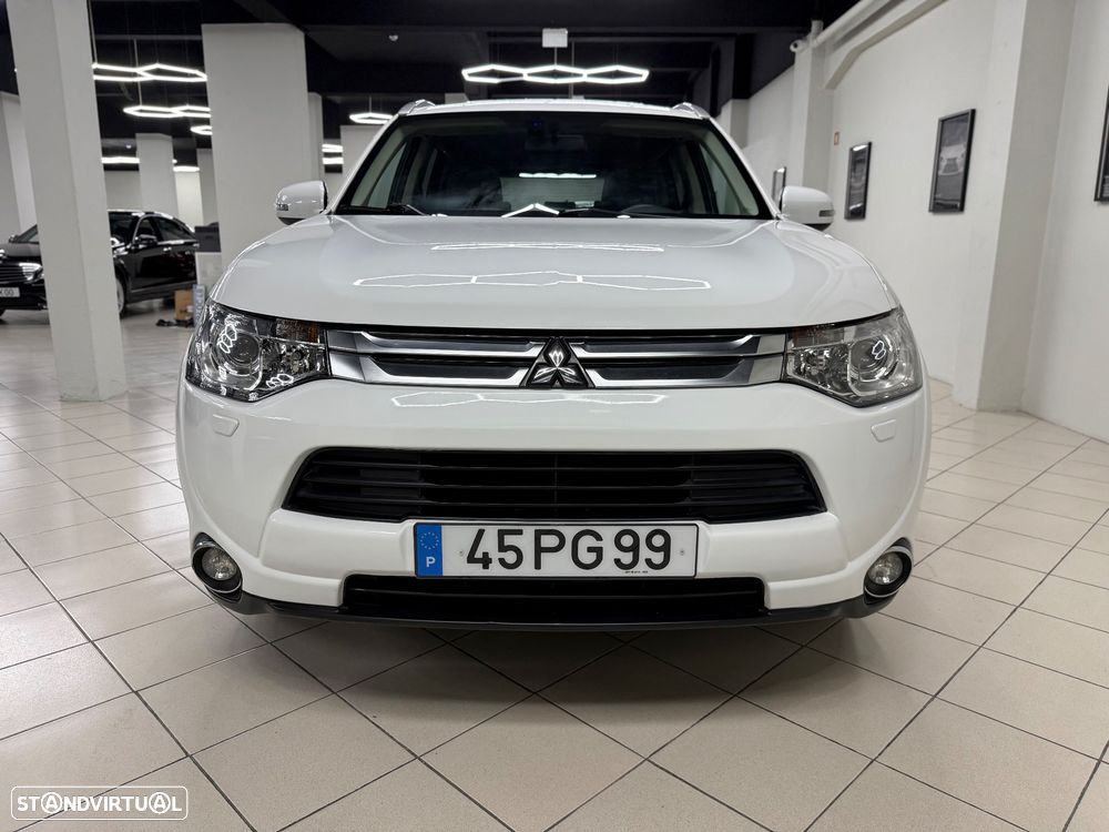 Mitsubishi Outlander 2.2 DI-D Intense - 13