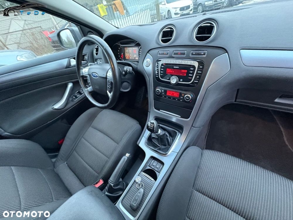 Ford Mondeo 1.6 T Platinium X Plus (Trend) - 29