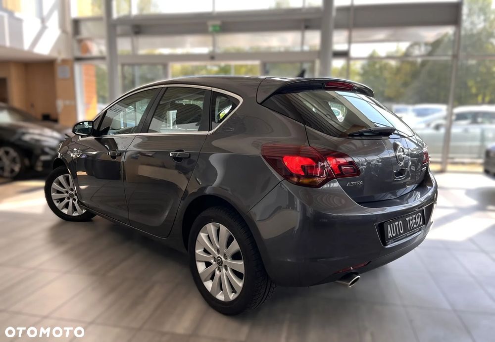 Opel Astra GTC 1.6 Turbo Edition - 5