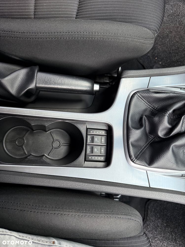 Ford Mondeo 2.0 TDCi Titanium S - 19