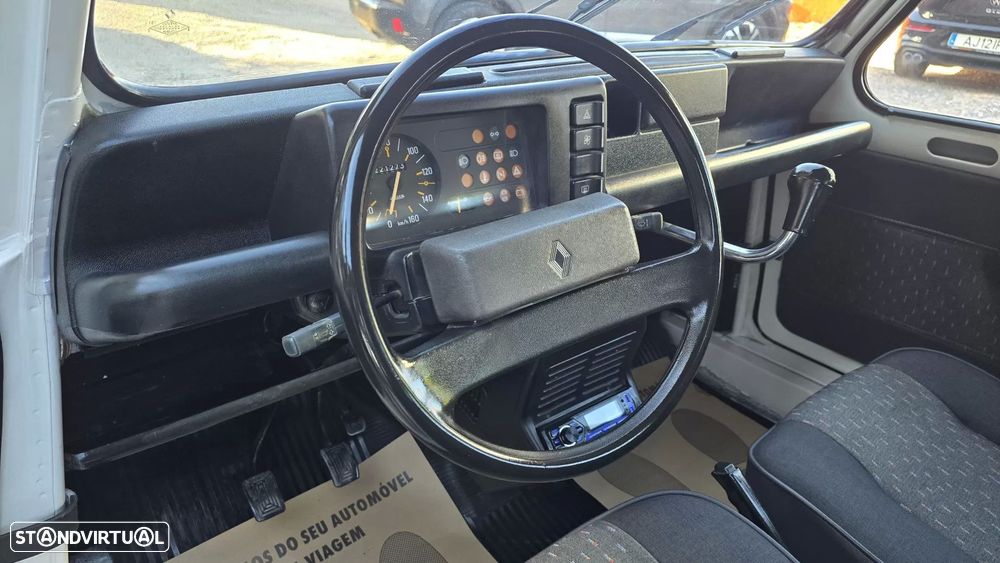 Renault 4 1.1 GTL - 14