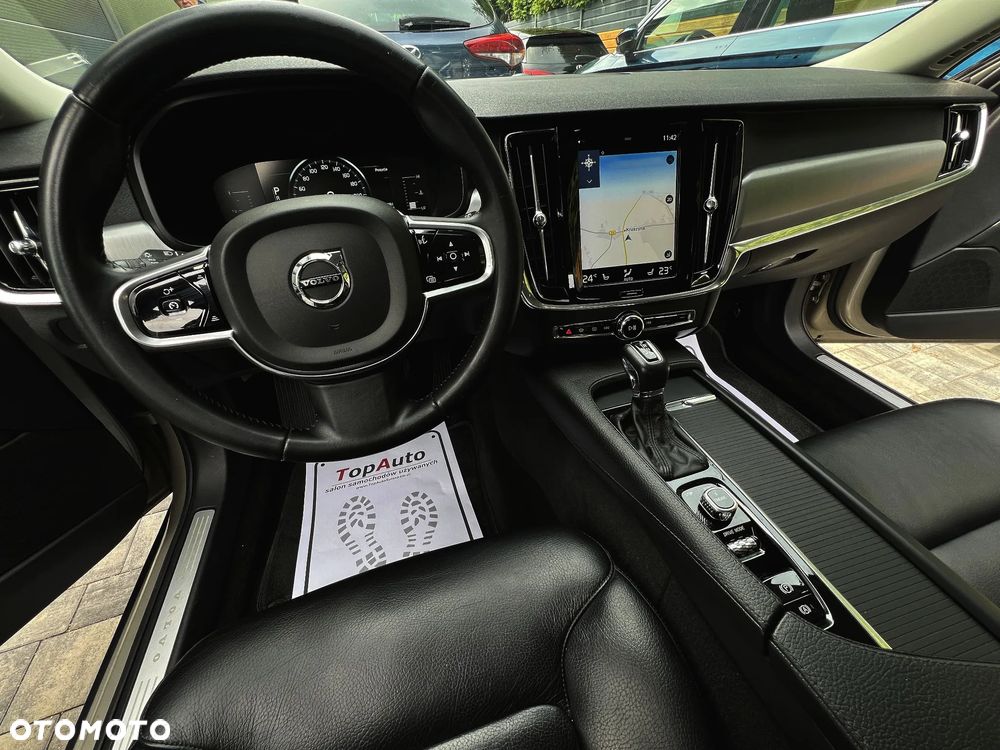 Volvo V90 D4 Geartronic - 34