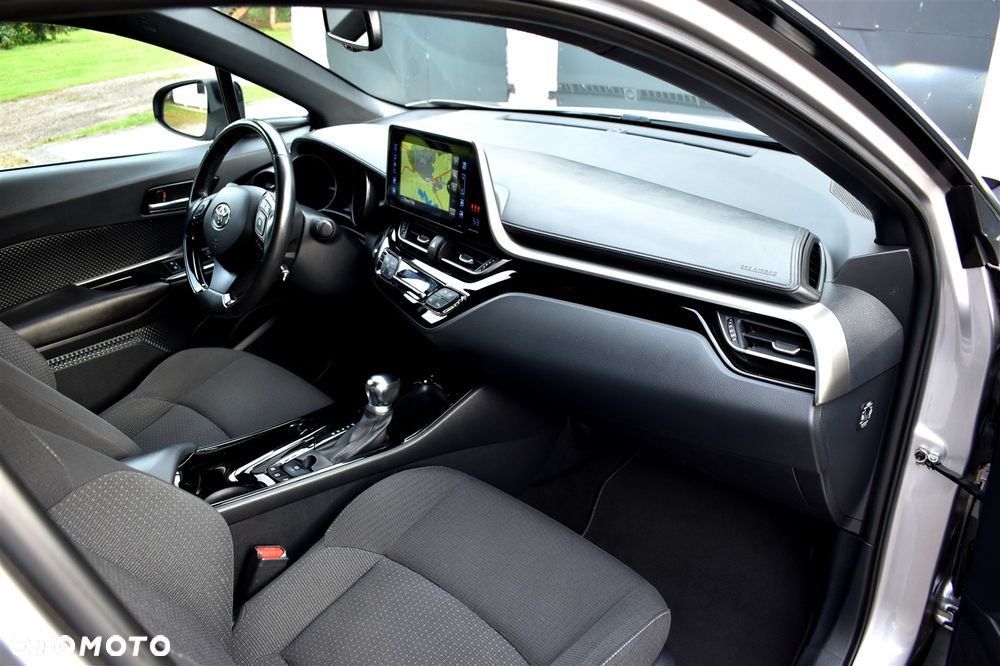 Toyota C-HR Style Selection - 22