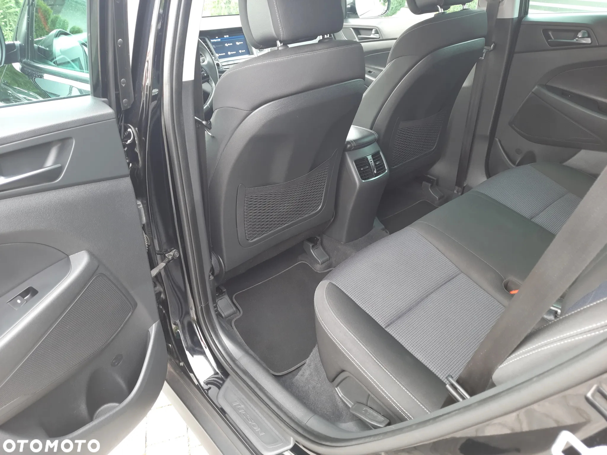 Hyundai Tucson 2.0 CRDi 2WD Trend - 12
