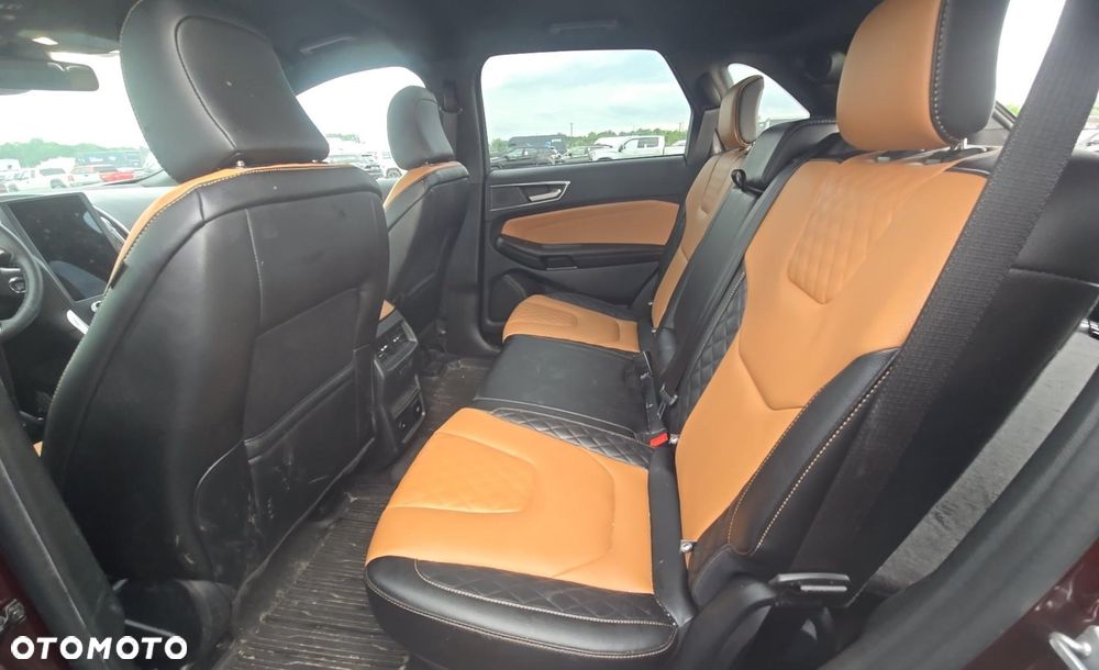 Ford Edge - 15