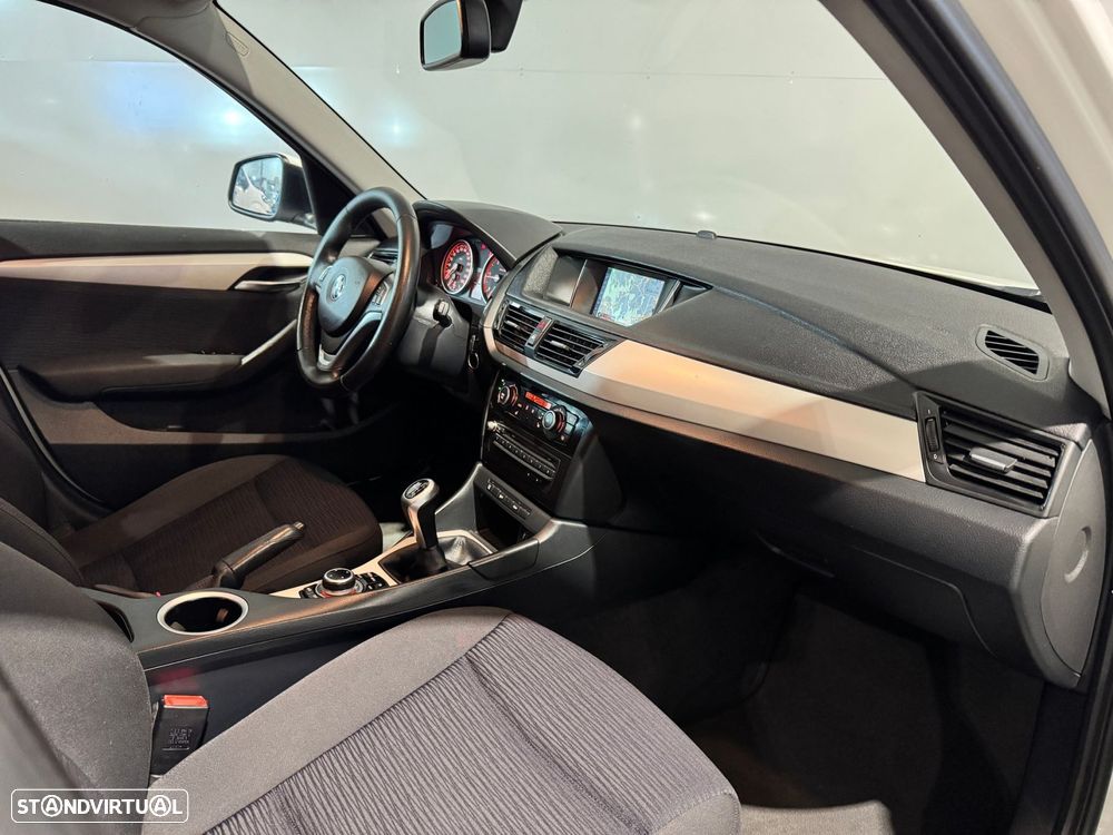 BMW X1 16 d sDrive Line Sport - 35