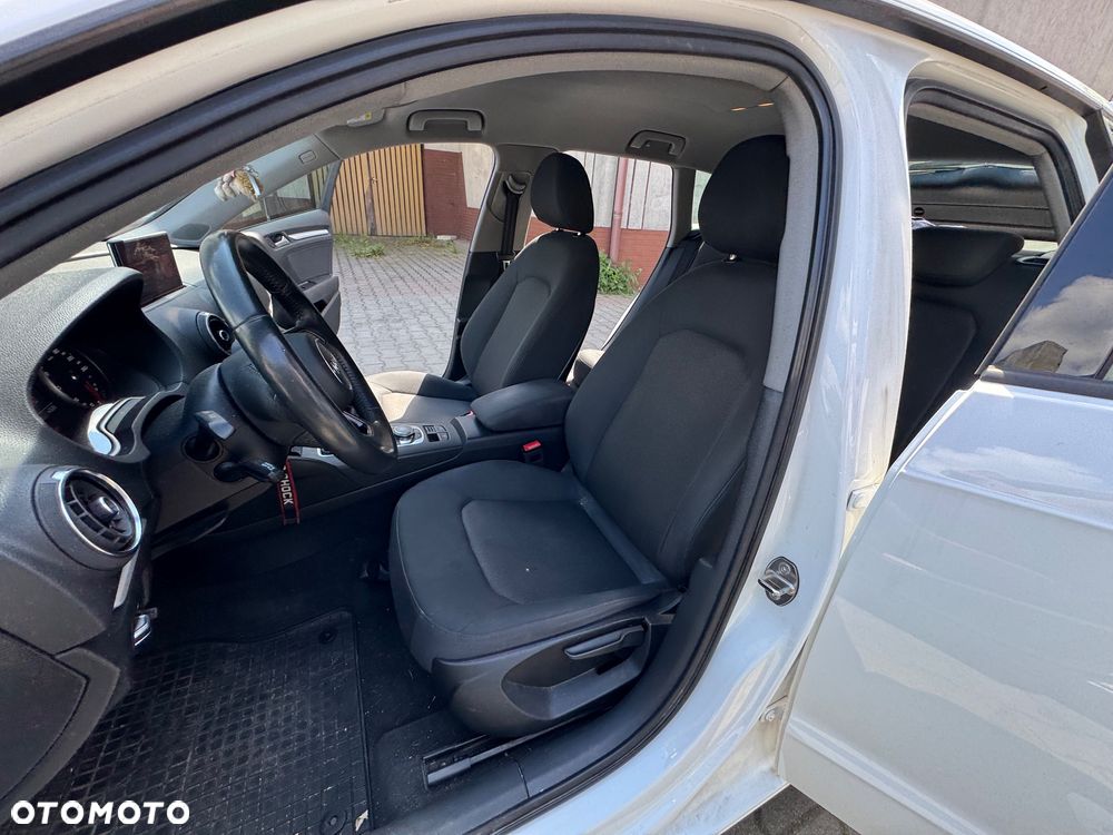 Audi A3 Sportback 30 TDI sport - 15