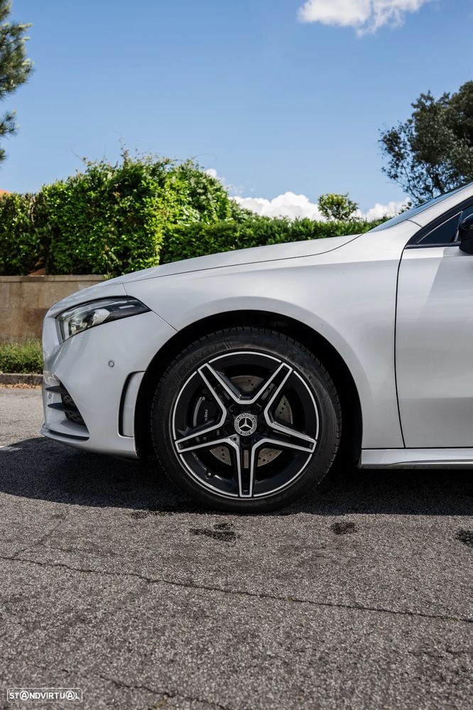 Mercedes-Benz A 250 e 8G-DCT AMG Line - 14