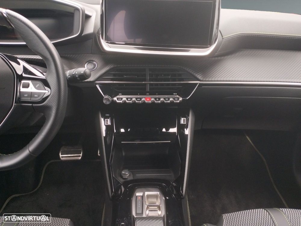 Peugeot 208 1.2 Hybrid GT e-DCS6 - 12