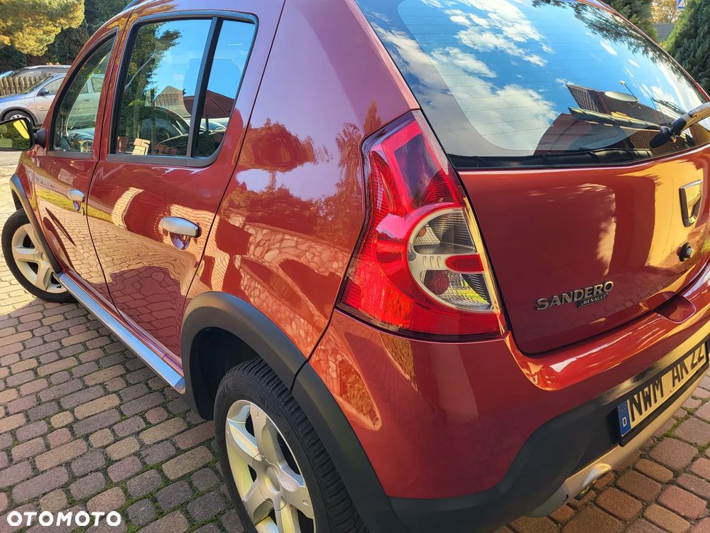 Dacia Sandero Stepway 1.6 - 6