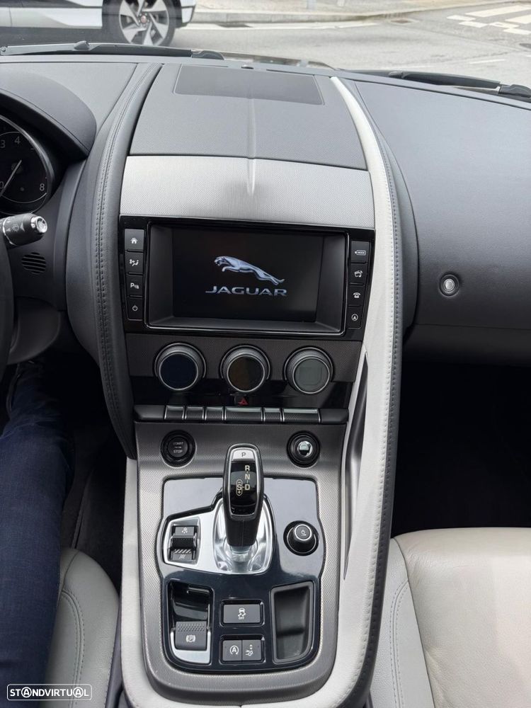 Jaguar F-Type 3.0 V6 S/C R-Dynamic Aut. - 28