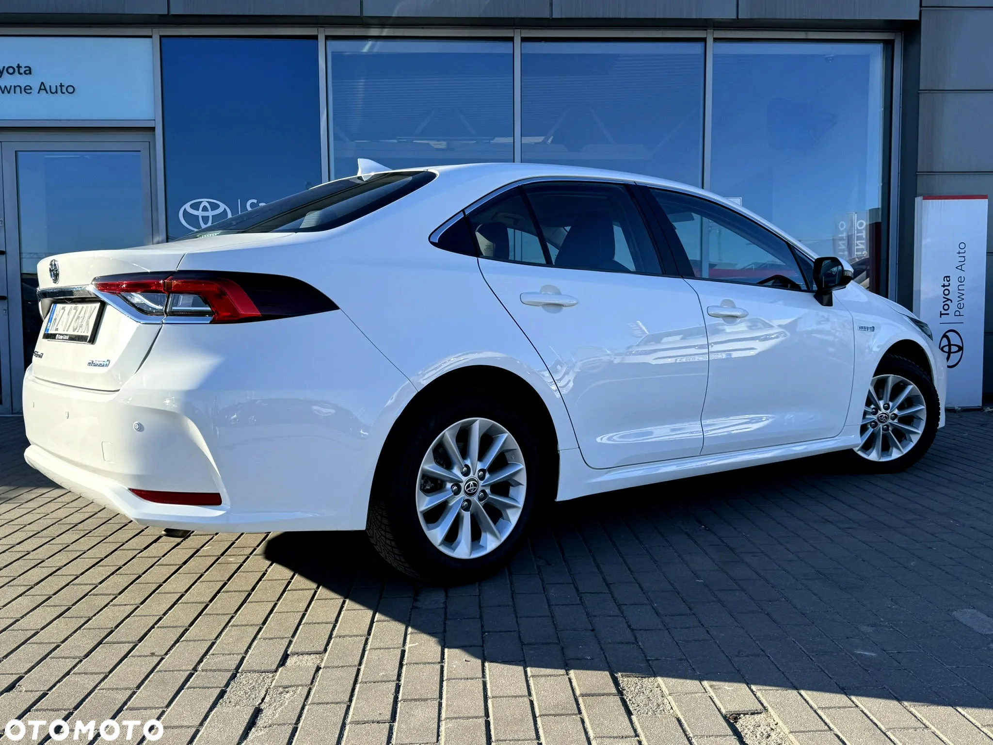 Toyota Corolla 1.8 Hybrid Comfort - 10