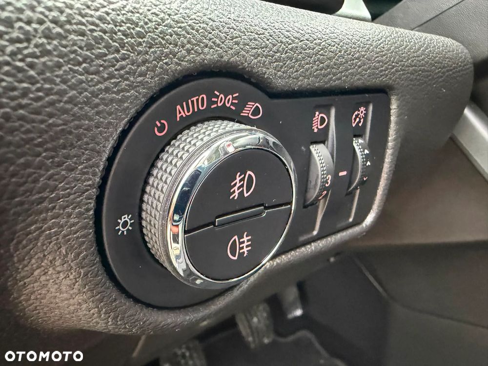 Opel Astra - 12