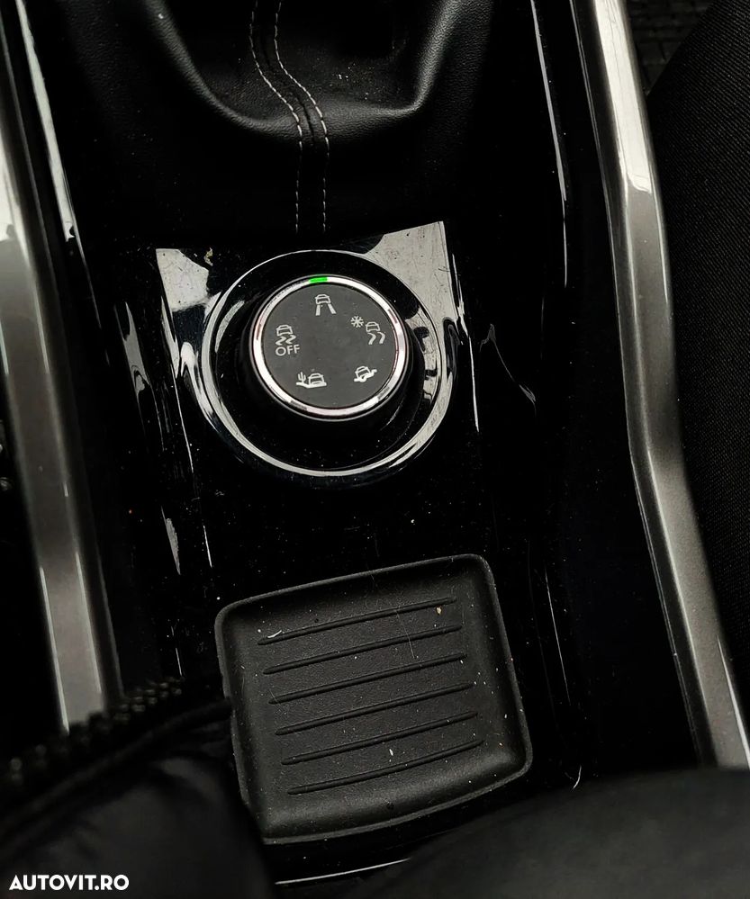 Peugeot 2008 1.2 PureTech Turbo S&S Allure - 8